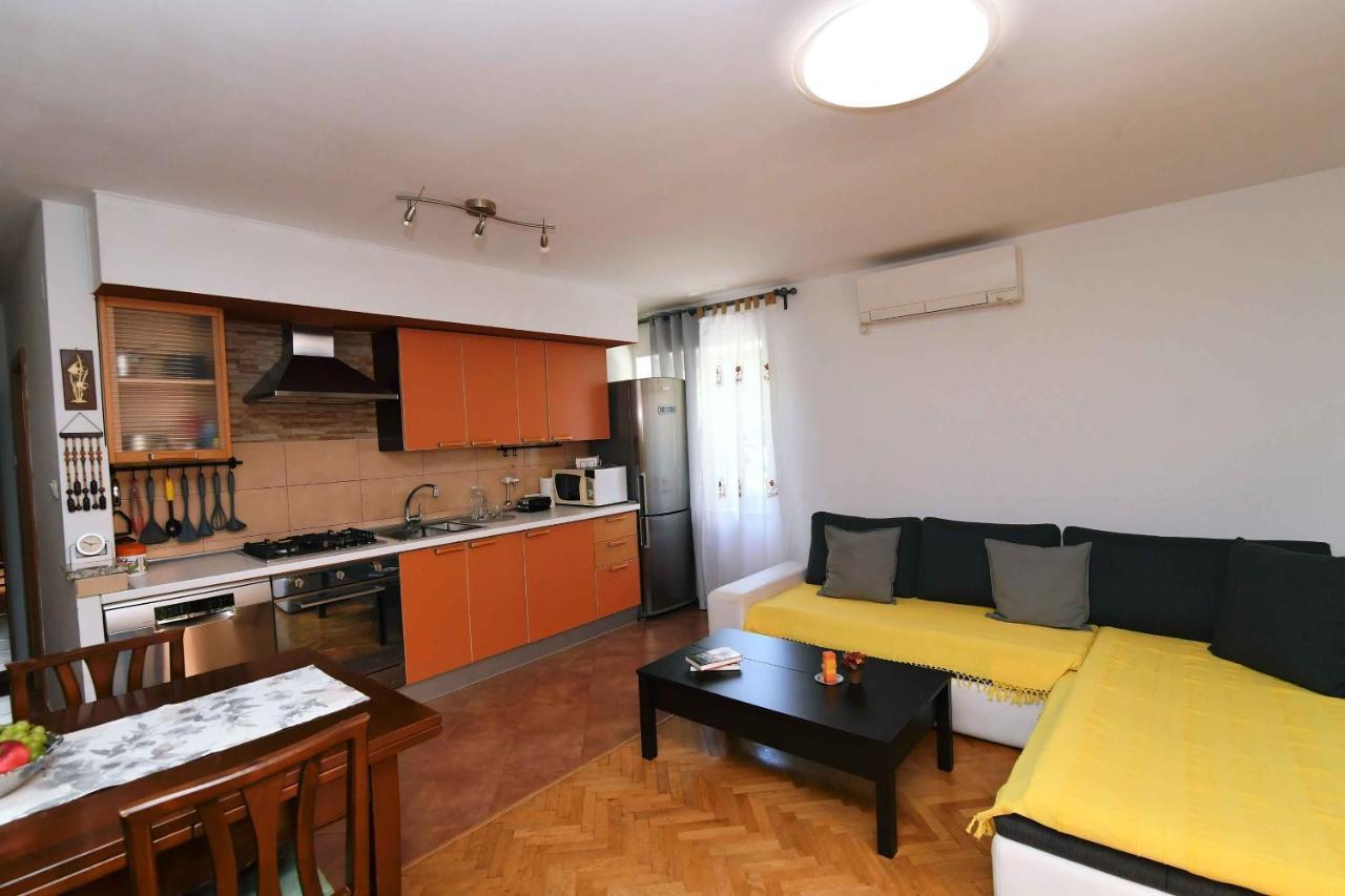 Apartment Leon Opatija Exterior foto